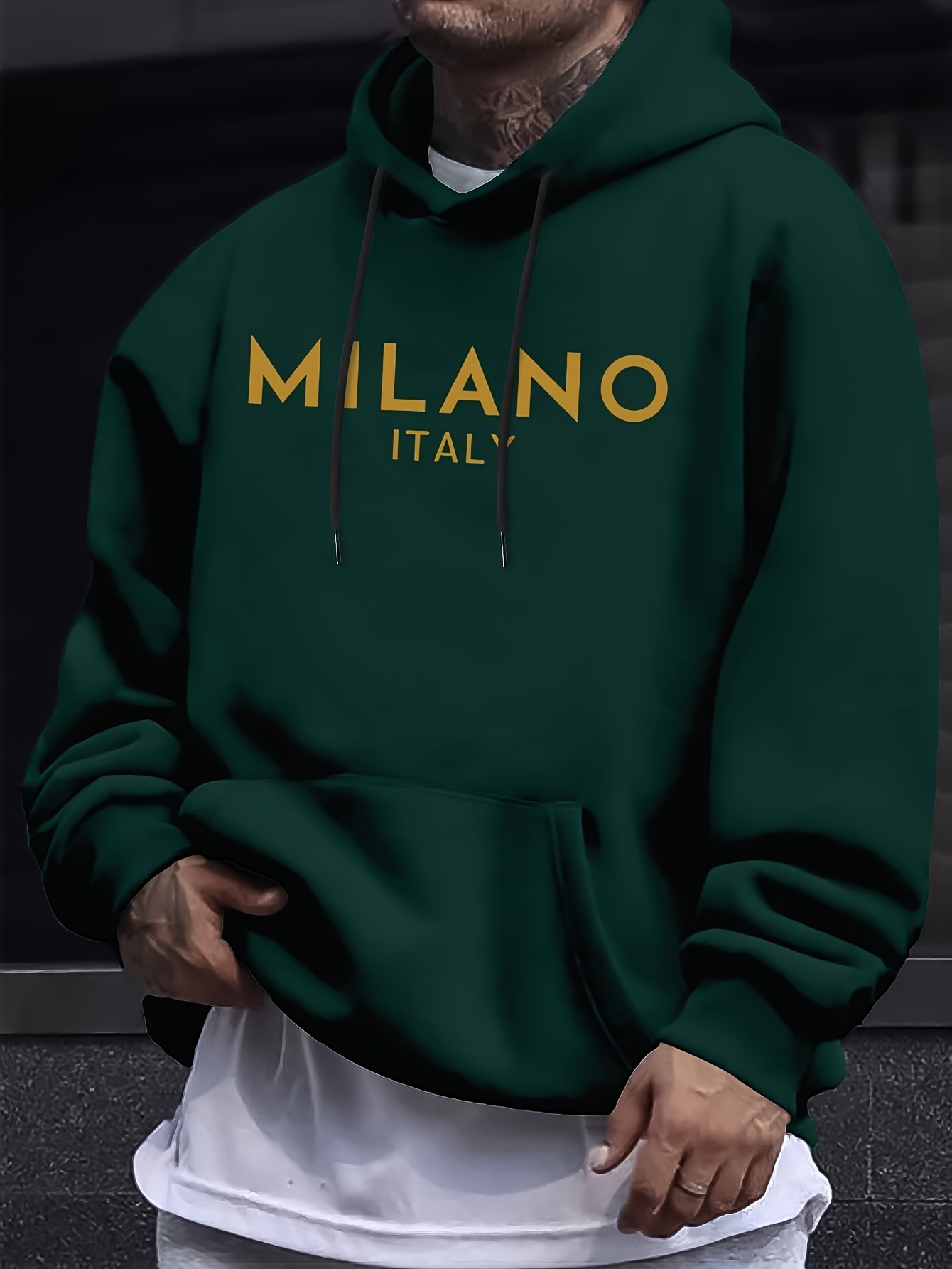 Moletom Unissex Milan Letter,  - Street Fashion In Milan avaliação e preço